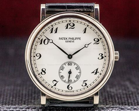 patek philippe calatrava white face arabic scale